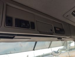 Volvo FM 370 - GRUA
