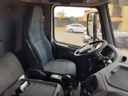 Volvo FM 370 - GRUA