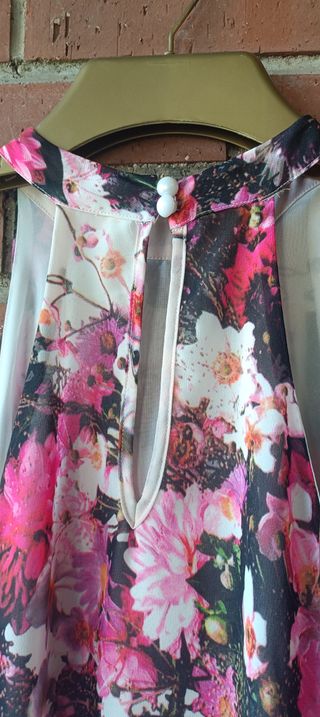 Vestido estilo halter Flores