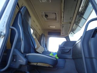 Volvo FMX 420-GRUA