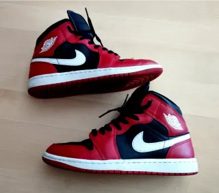 Zapatillas Nike Air Jordan 1 Mid Talla 42 EUR