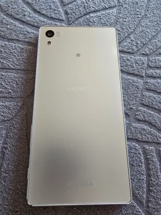 Sony Xperia Z5 bianco
