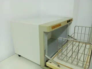 Calentador de toallas UV con ozono T-09