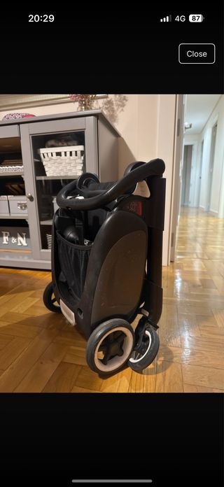 Bugaboo Ant con capazo recién nacido. 