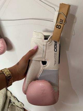 Guantes de boxeo 8 oz blancos y rosas