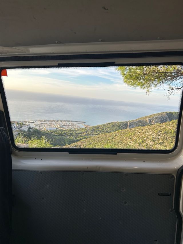 VW T6 2016 (con opción a 6 plazas)