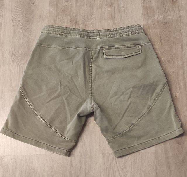 Pantalones cortos cargo Pull&Bear M verde militar