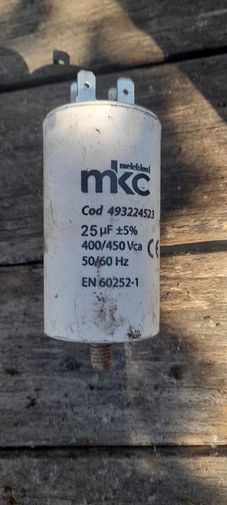 Condensatore MKC Melchioni 25 µF 400/450 Vca