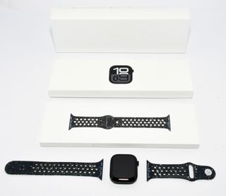 APPLE WATCH SERIES 10 NIKE (CEL) ALUMINIO 46MM