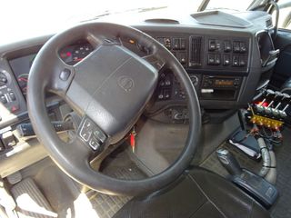 Mercedes-Benz ANTOS 25 36-GANCHO+GRUA