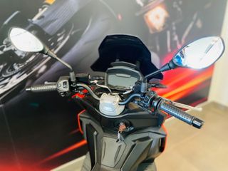 Aprilia SR GT 125 Sport