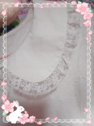 Jersey blanco pelito cuello bebé