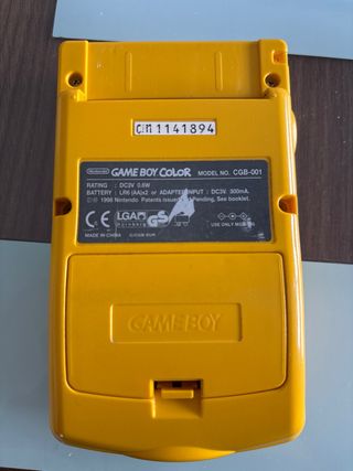 Nintendo Game Boy Color Amarilla