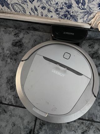 Robot Aspirador Ecovacs Deebot M81Pro