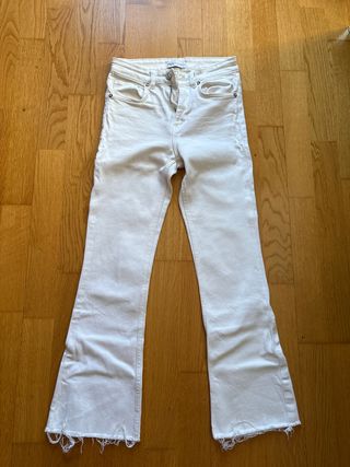 Pantalón vaquero Zara blanco talla 34