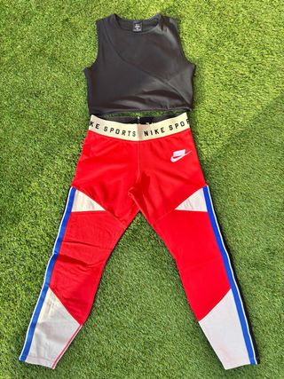 Conjunto Deportivo Nike Mujer M/L
