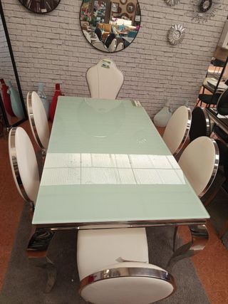 Mesa de comedor cristal y metal