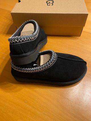 UGG Tasman Slipper Black