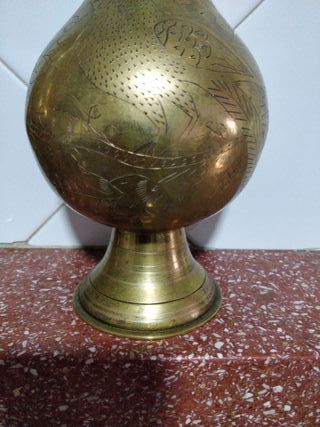 Juego 3 jarrones cobre tallados