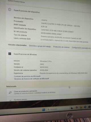 Ordenador de sobremesa negro