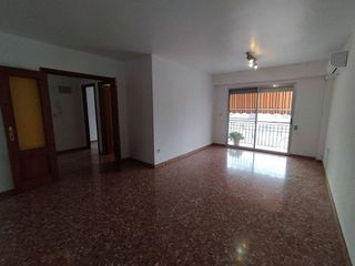 Piso en alquiler en Zona Pueblo en Eliana (l´)