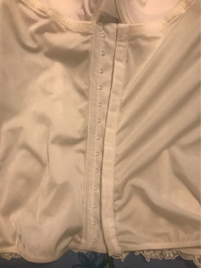 Corpiño de novia blanco