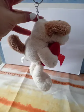 Peluches cagnolino cuore e fiocco con ventosa