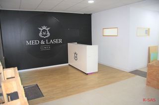Local comercial en alquiler en Can Clota en Esplugues de Llobregat