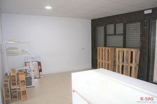 Local comercial en alquiler en Can Clota en Esplugues de Llobregat