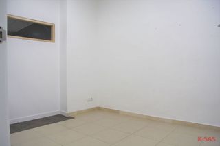 Local comercial en alquiler en Can Clota en Esplugues de Llobregat