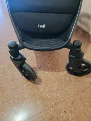 Carrito de bebé y niño