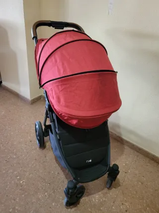 Carrito de bebé y niño