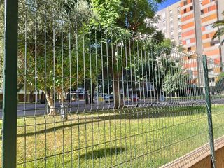 Oficina en alquiler en La Buhaira en Sevilla