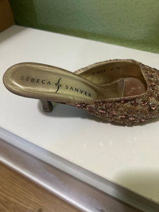 Zapatos de fiesta REBECA SANVER piel y fantasía