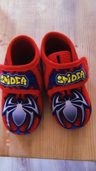 Zapatillas Spiderman Talla 27