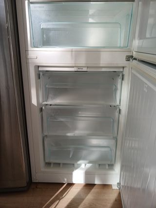 Nevera Liebherr Blanca