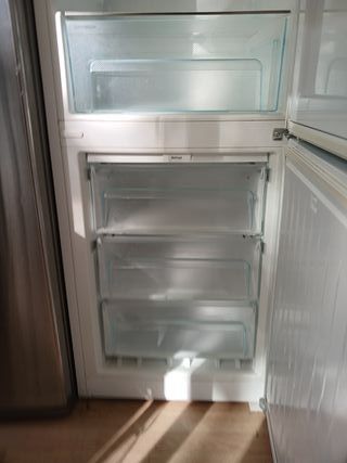 Nevera Liebherr Blanca
