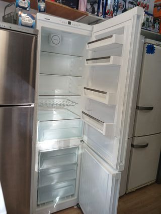 Nevera Liebherr Blanca