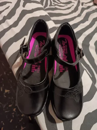 Zapatos niña Torres negros