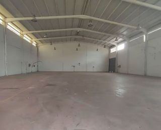 Nave industrial en alquiler en Gelves