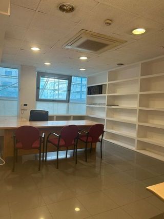 Oficina en alquiler en Ensanche en Pamplona