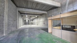 Nave industrial en alquiler en Mos