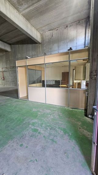 Nave industrial en alquiler en Mos