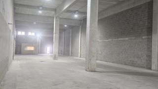 Nave industrial en alquiler en Mos
