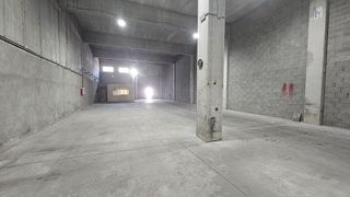 Nave industrial en alquiler en Mos