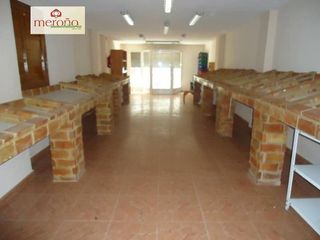 Local comercial en alquiler en Altabix en Elche