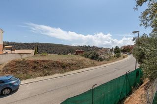 Solar en venta en Crta. De la Sierra en Granada