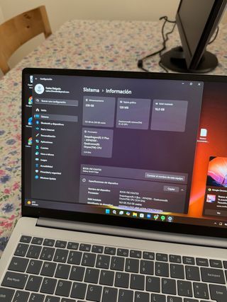 Samsung Galaxy Book4 Edge 15 Plata