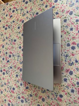 Samsung Galaxy Book4 Edge 15 Plata