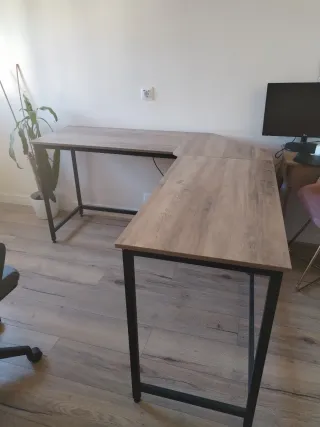 Escritorio esquinero L madera y metal